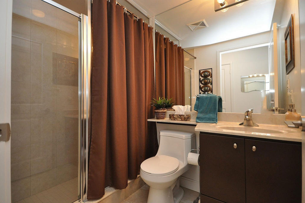 Napa Furnished Rental Apartments Square One Mississauga Oda fotoğraf