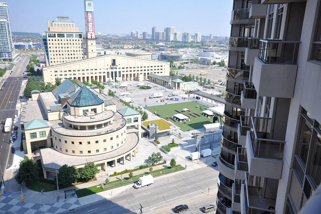 Napa Furnished Rental Apartments Square One Mississauga Oda fotoğraf