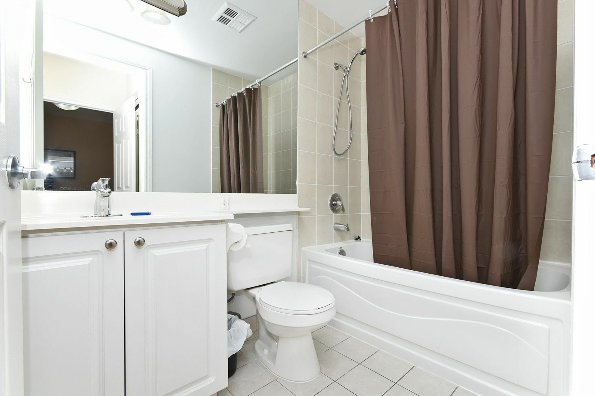 Napa Furnished Rental Apartments Square One Mississauga Dış mekan fotoğraf